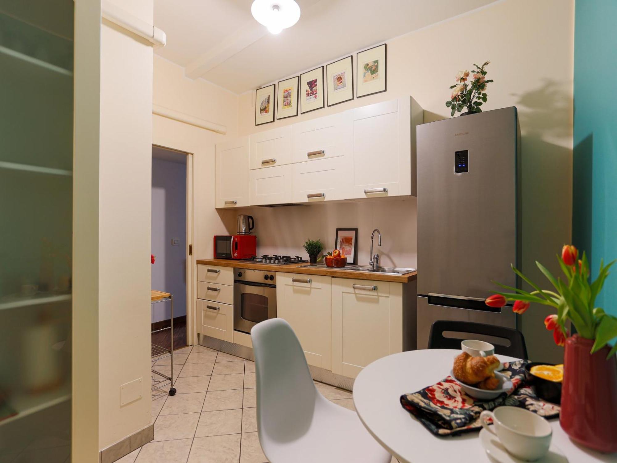 The Best Rent - Spacious One-Bedroom Apartment Near The Columns Of San Lorenzo Milan Exterior photo
