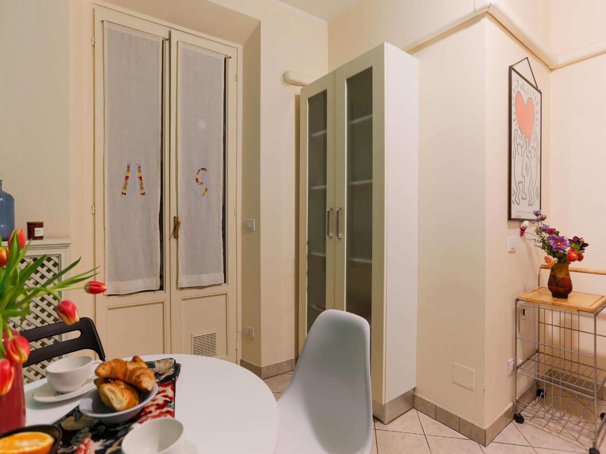 The Best Rent - Spacious One-Bedroom Apartment Near The Columns Of San Lorenzo Milan Exterior photo
