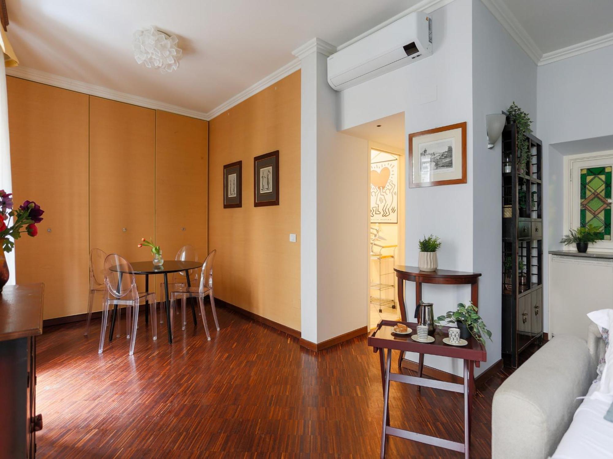 The Best Rent - Spacious One-Bedroom Apartment Near The Columns Of San Lorenzo Milan Exterior photo
