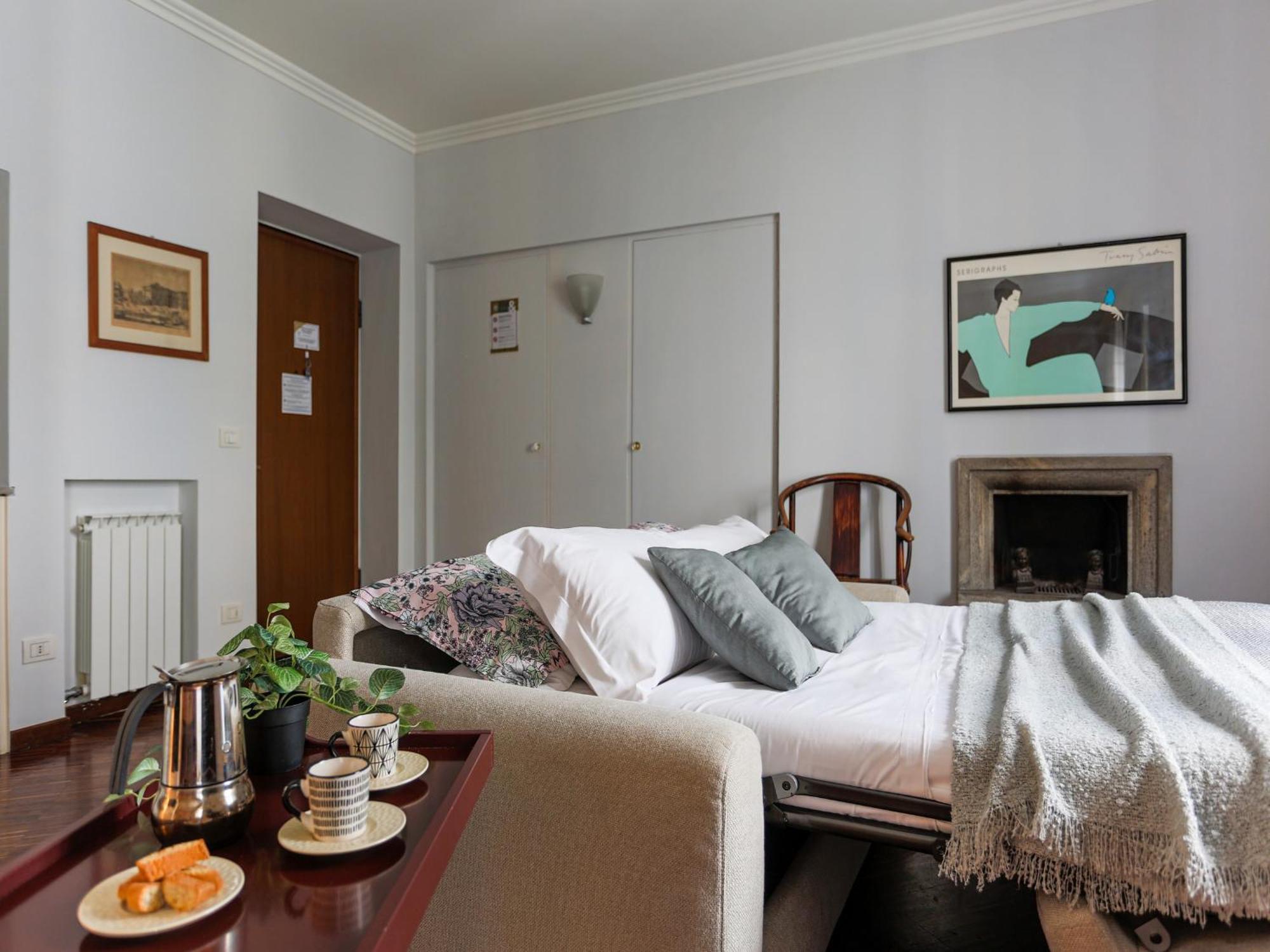 The Best Rent - Spacious One-Bedroom Apartment Near The Columns Of San Lorenzo Milan Exterior photo